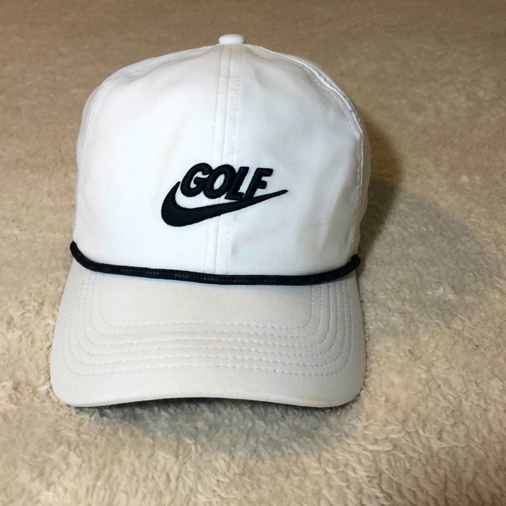 Nike rope hat.  Like new worn once.